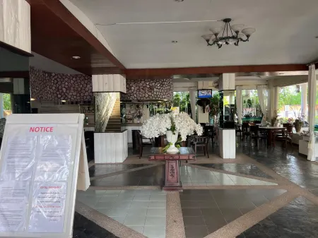 Accommodation Near Mae Ramphueng Beach Sea San Sun Condominium