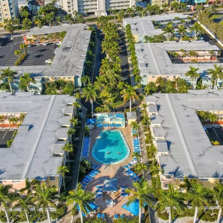 Barefoot Beach Resort