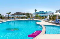 Holiday Beach Resort - Pools