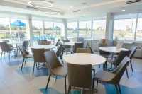 Microtel Inn & Suites by Wyndham Milford - Wifi