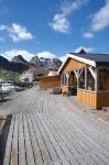 Stamsund Hostel - parking