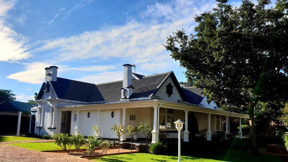 Bauhenia Guesthouse