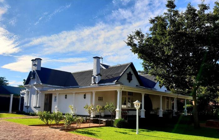 Bauhenia Guesthouse