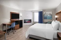 Garner Hotel Pigeon Forge Downtown by IHG