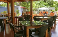 Charming Holiday Lodge - servizio colazione