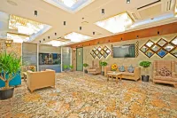 The Riverstone Inn - Near India Expo Centre and Mart - Parkplatz