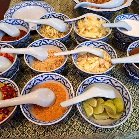 Baanrak Amphawa Homestay