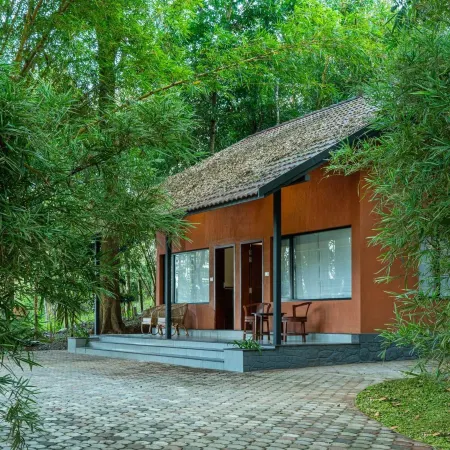 Crystal Kuruva Nature Resort & Spa