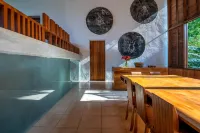 Villa Vista by the Serendipity Collection - 5-Star