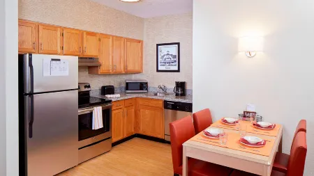 Residence Inn Naples Отели в г. Нейплс