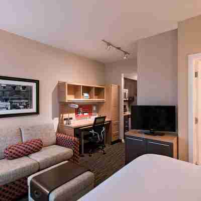 TownePlace Suites des Moines West/Jordan Creek Rooms