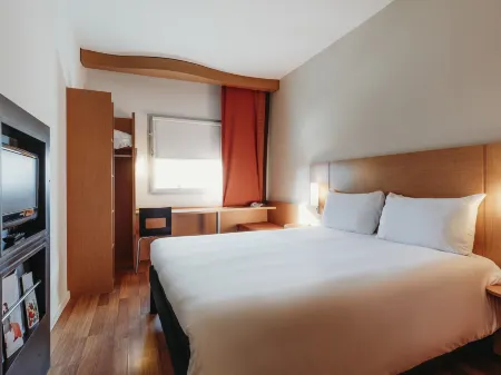 Ibis Tanger City Center
