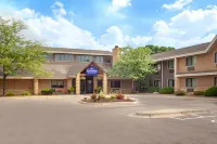 AmericInn by Wyndham Mankato Event Center Hôtels à proximité de : Old Main