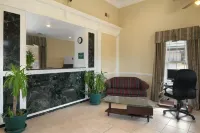 데이즈 인 바이 윈덤 KU 로렌스