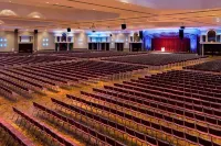 Sheraton Greensboro at Four Seasons Hotels in Greensboro