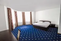 Lezhnevskaya Laguna Zagorodny Hotel - 駐車場