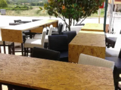 Hotel-Apartments la Strada โรงแรมในEvros