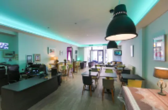 โรงแรมคานส์ ครัวเซต