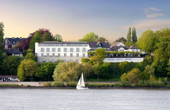 雅各布路易斯酒店