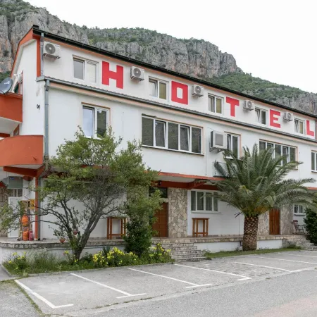 Hostel Izvor