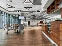 DB Hotel Wrocław ペルゴラ周辺のホテル