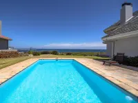Sandbaai Country House - Villas
