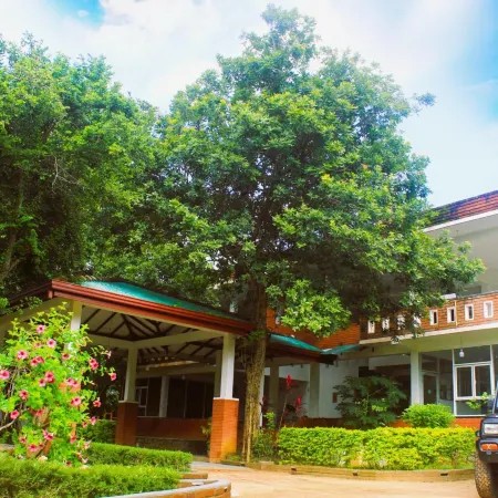 Green Hut Nature Resort