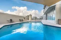 Golden Sands on the Beach - Absolute Beachfront Apartments - Ocean View