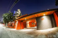 카사 아바디아 Nido Halcón 주변 호텔