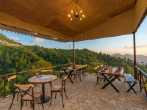Antharaah Nature Stay Hotels in Mandi District