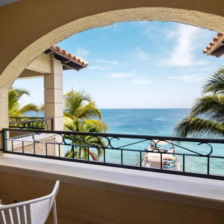 The Bellafonte - Luxury Oceanfront Hotel