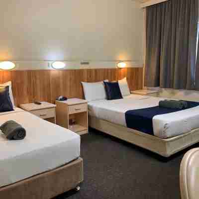 Wattle Tree Motel Rooms