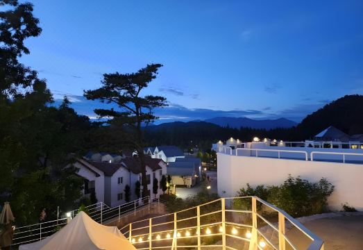 담양산토리니펜션5동