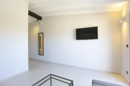 Aegean Apartments - Marina & Chios Island View Отели рядом с достопримечательностью «Cesme Otobus Terminali»