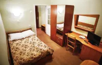 奧克佳布里斯卡婭酒店 - 宠物友好