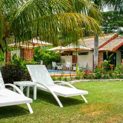 Burudika Bunglows Hotel Exterior
