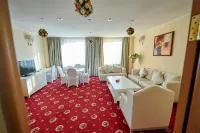 Империал Палас