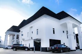 PoshLux Executive Hotel