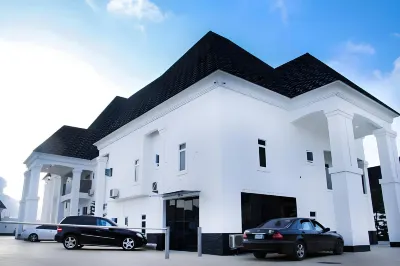 PoshLux Executive Hotel Отели в г. 