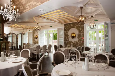 Вилла Тоскана Отели рядом с достопримечательностью «Музей Мирового океана»