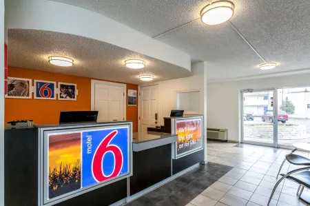 Motel 6 Butte, MT - Historic City Center