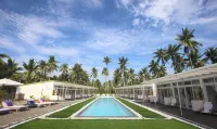 L'Sirene Boutique Resort - プール
