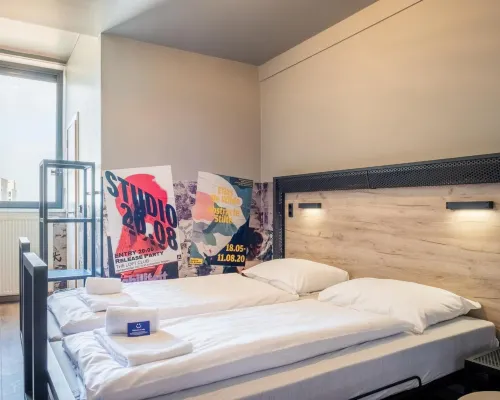 a&o Antwerpen Centraal Hotels near Het Eilandje