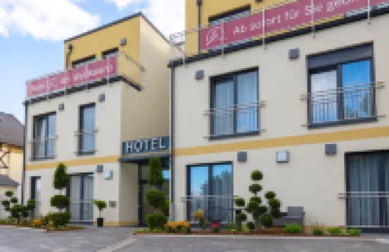 Hotel Am Waldkasino Hotels in der Nähe von Steigerwald Stadion