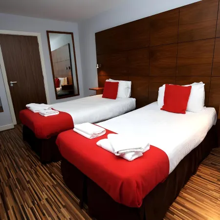 International Inn Отели рядом с достопримечательностью «Тоннели Вильямсона»