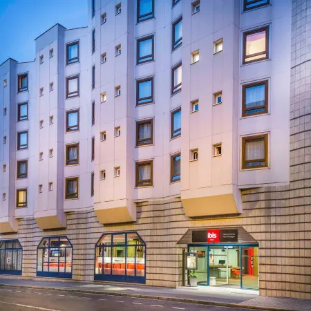 Ibis Nantes Centre Tour Bretagne Отели рядом с достопримечательностью «Иль-де-Версаль»