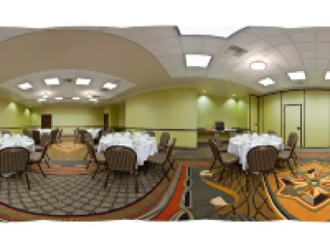 Holiday Inn & Suites BAKERSFIELD by IHG โรงแรมในเบเกอร์สฟีลด์