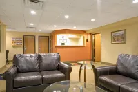 Super 8 by Wyndham Melrose Hotels in Albany
