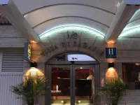 Hotel Villa de Barajas Hotels near Adolfo Suárez Madrid-Barajas Airport