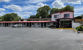 Apple Inn Motel